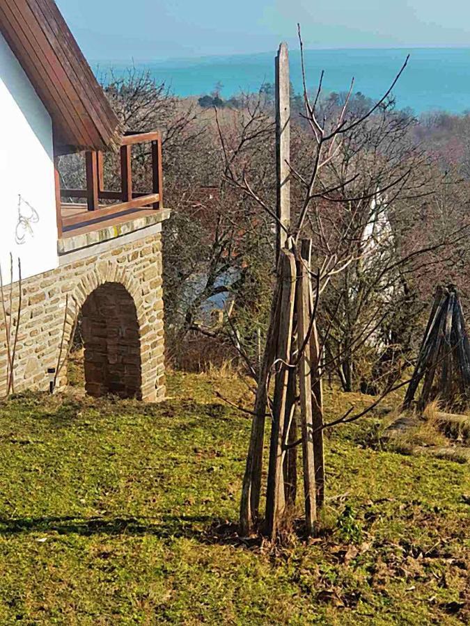 Villa Korozsa Vendeghaz Тихани Екстериор снимка